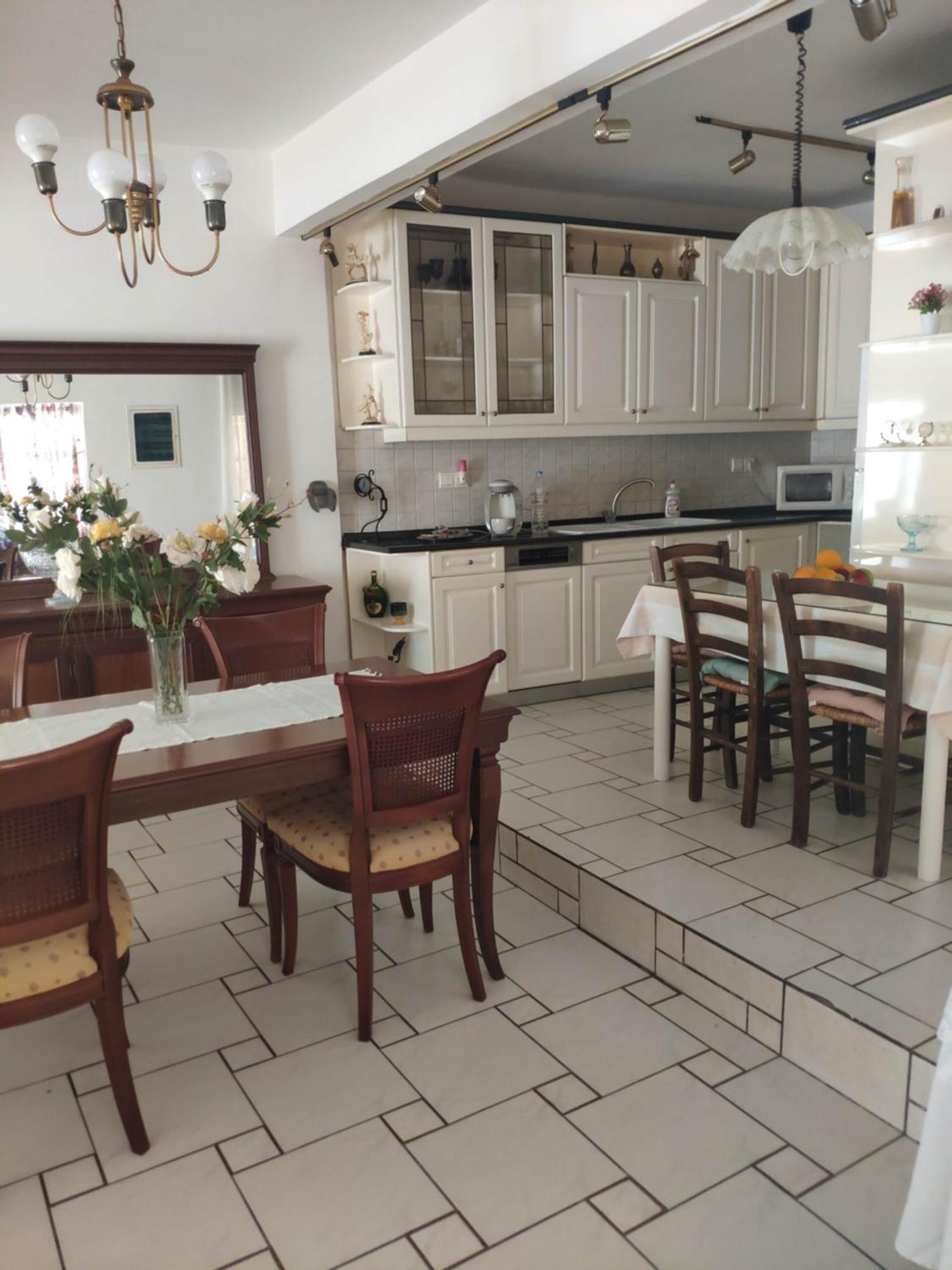 Sunny New Classic House * Heraklion (Crete)